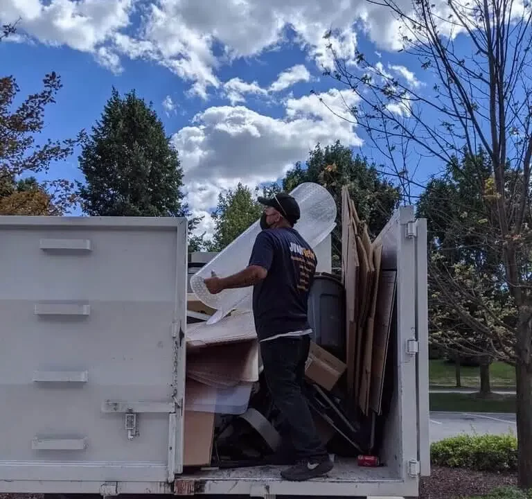 Estate Clean Out Tips for Picking a Junk Removal Service